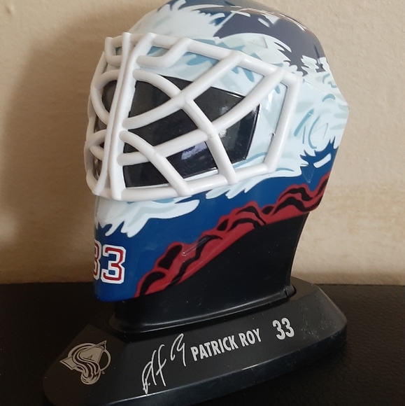NHL Colorado Avalanche Patrick Roy Helmet - Picture 3 of 4
